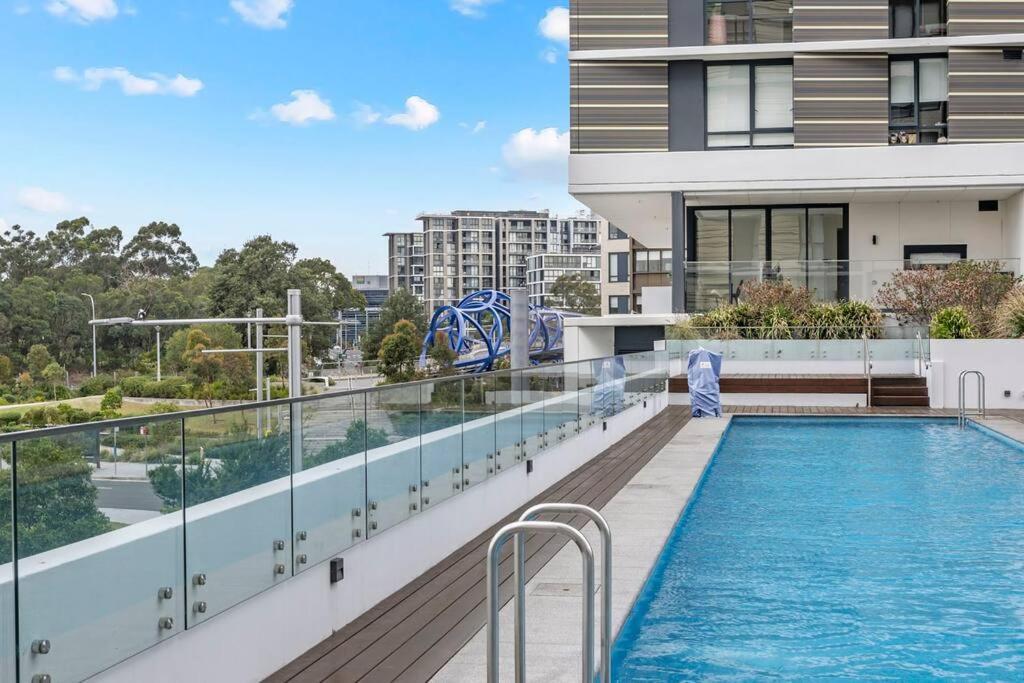 Apartment Cozy 1br & Study Retreat With Outdoor Pool In Mq *